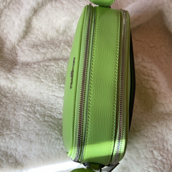 NWT Karl Lagerfeld Crossbody/Camera Bag - Picture 6 of 15